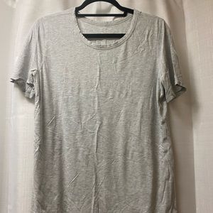 Lululemon t-shirt